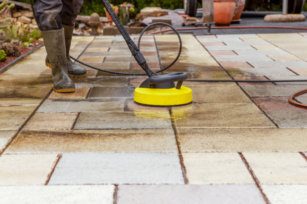 Best Pool Deck Cleaning  in Montrose Ghent, OH